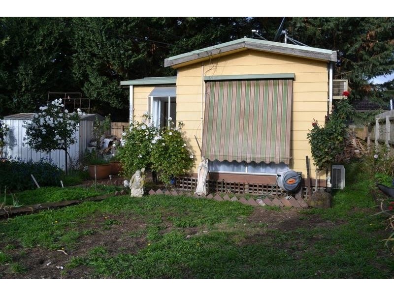 1/122 Carronvale Road, Mooroolbark VIC 3138