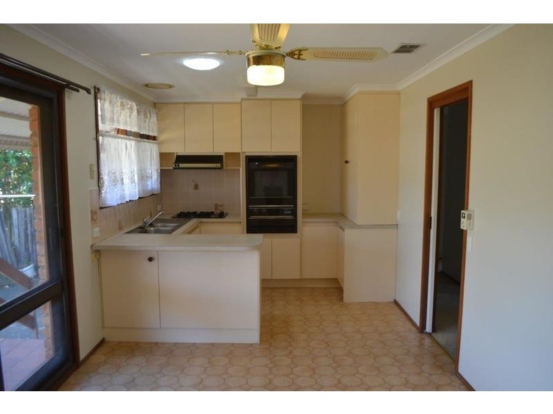2/26 Jackson Street, Croydon VIC 3136