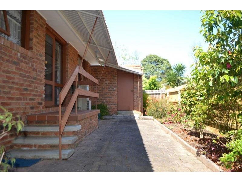 2/26 Jackson Street, Croydon VIC 3136