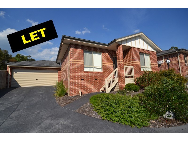 8/27 Canterbury Road, Montrose VIC 3765