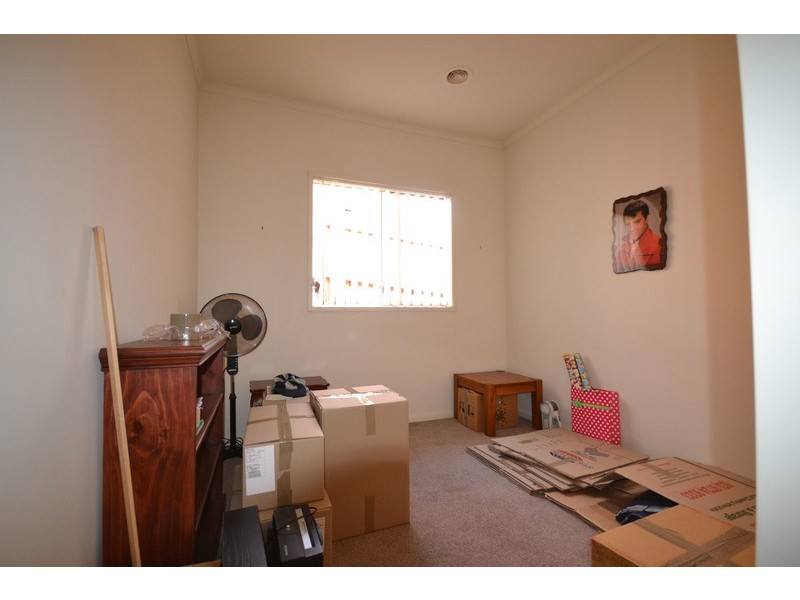 8/27 Canterbury Road, Montrose VIC 3765