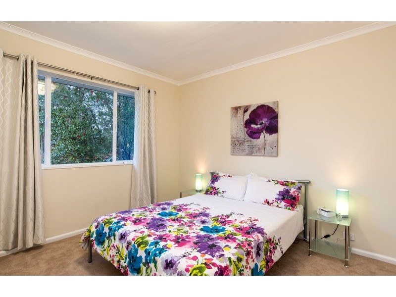 1/11 Binbrook Drive, Croydon VIC 3136