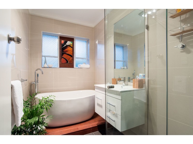 1/11 Binbrook Drive, Croydon VIC 3136