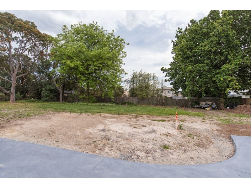 6a Glamis Court, Croydon VIC 3136