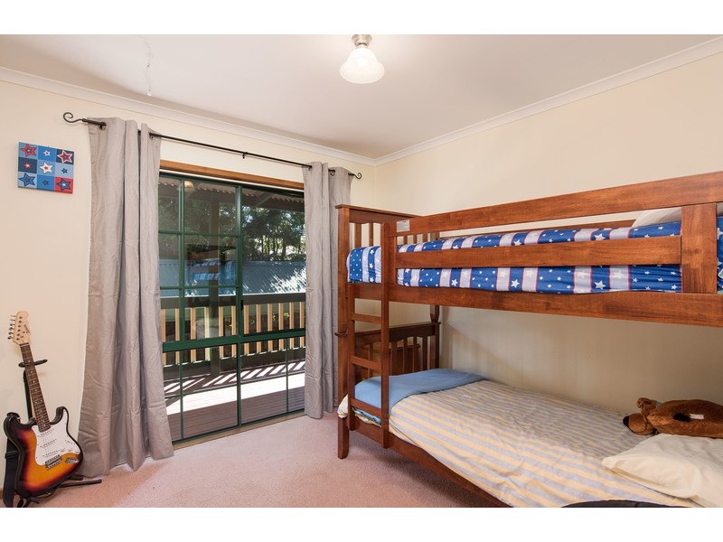 11 Belair Close, Seville VIC 3139