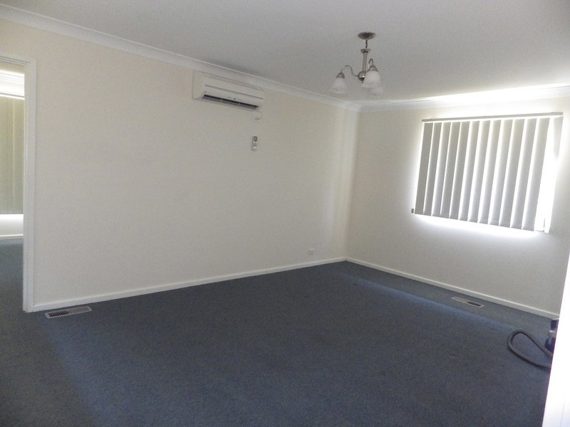 30 Cambridge Road, Mooroolbark VIC 3138