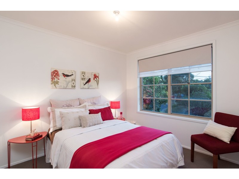 71 Zina Grove, Mooroolbark VIC 3138