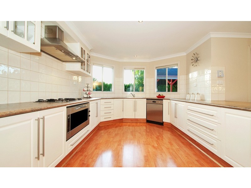 7 Freshfield Avenue, Mooroolbark VIC 3138