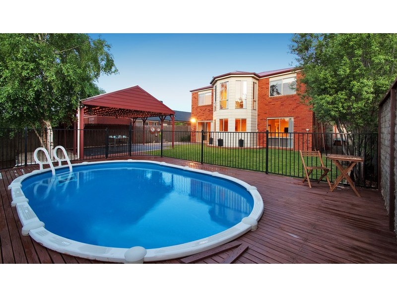 7 Freshfield Avenue, Mooroolbark VIC 3138