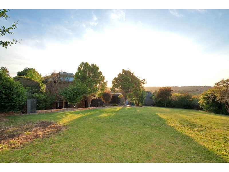 3 Chinook Crescent, Mooroolbark VIC 3138