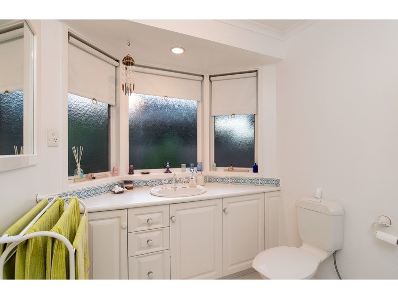 12 Karabeal Court, Montrose VIC 3765