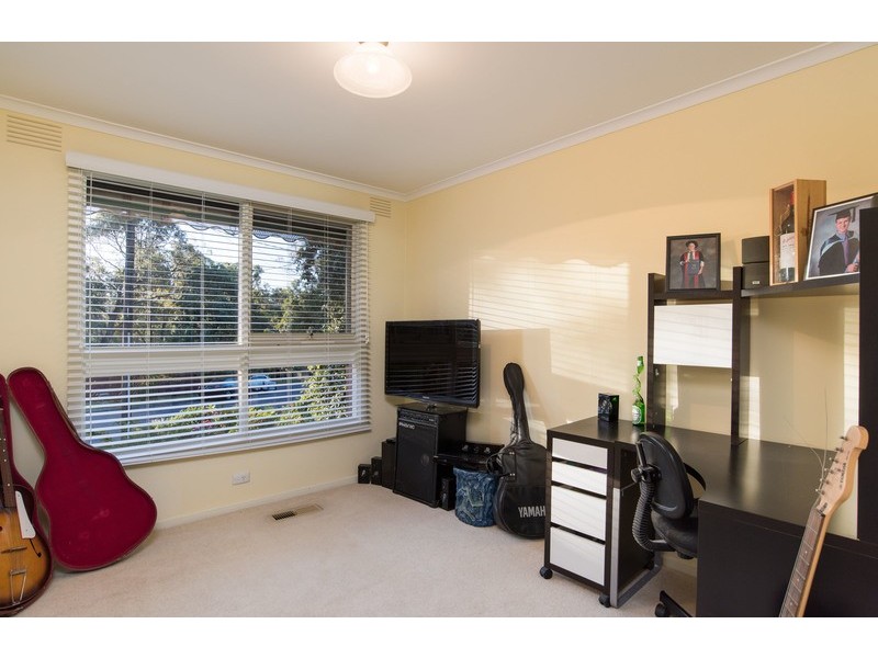 12 Karabeal Court, Montrose VIC 3765