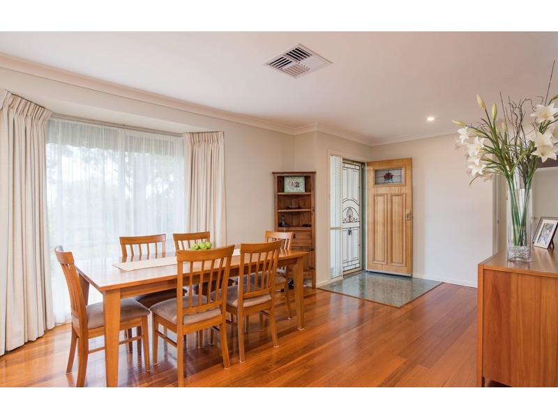 14 Blueberry Road, Mooroolbark VIC 3138