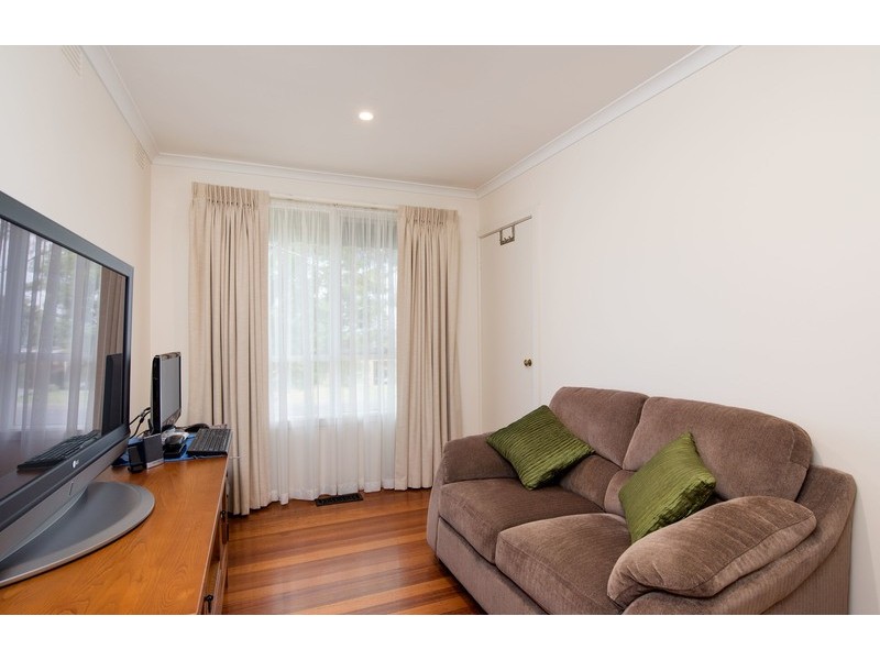 14 Blueberry Road, Mooroolbark VIC 3138