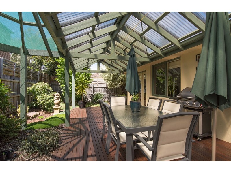 14 Blueberry Road, Mooroolbark VIC 3138