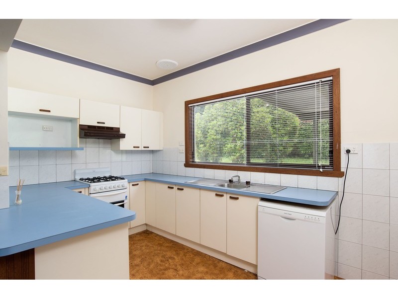 330 Warburton Highway, Wandin North VIC 3139