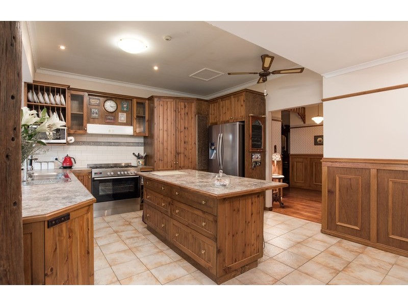 13 Trevallyn Close, Montrose VIC 3765