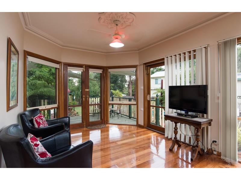 13 Trevallyn Close, Montrose VIC 3765