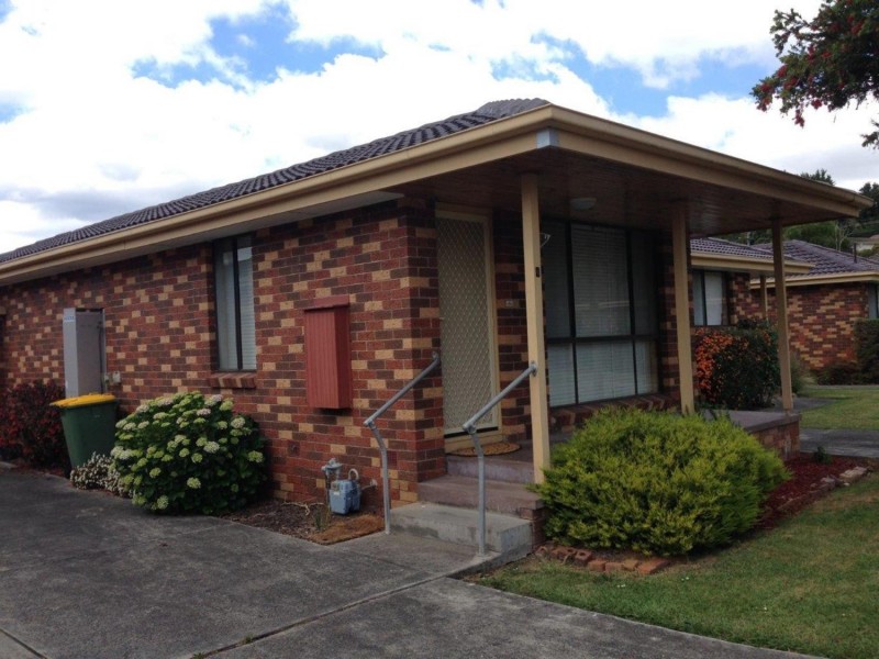 4/104 Sherlock Road, Mooroolbark VIC 3138