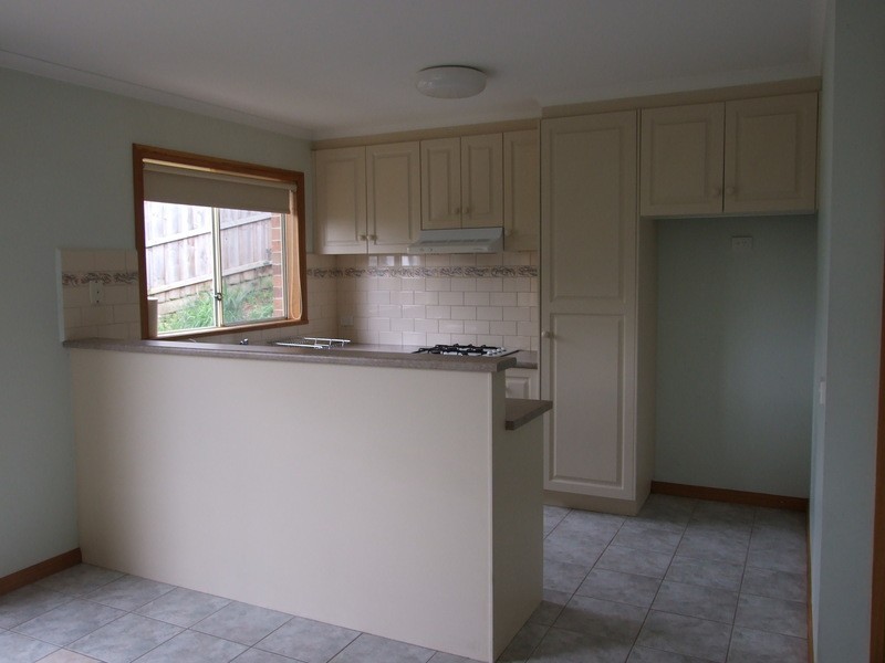 5/12 Mountain View Road, Kilsyth VIC 3137