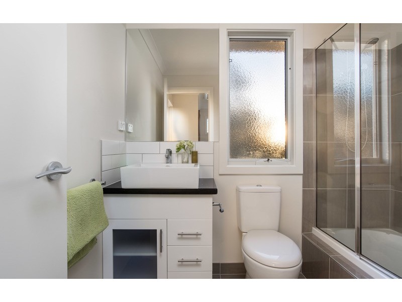 1-3/7 Canterbury Road, Montrose VIC 3765