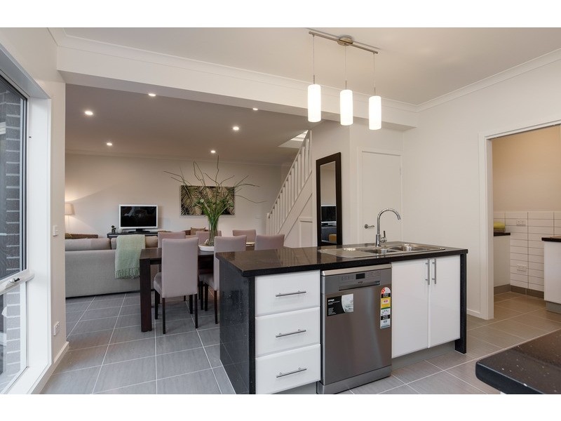 1-3/7 Canterbury Road, Montrose VIC 3765