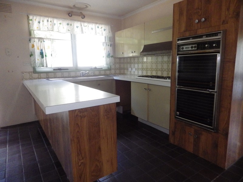 8 Westwood Pass, Chirnside Park VIC 3116