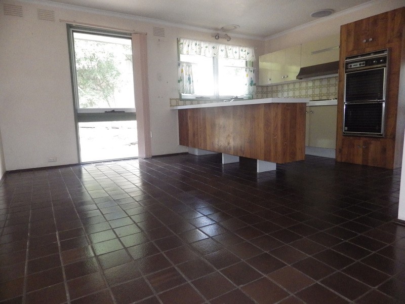 8 Westwood Pass, Chirnside Park VIC 3116