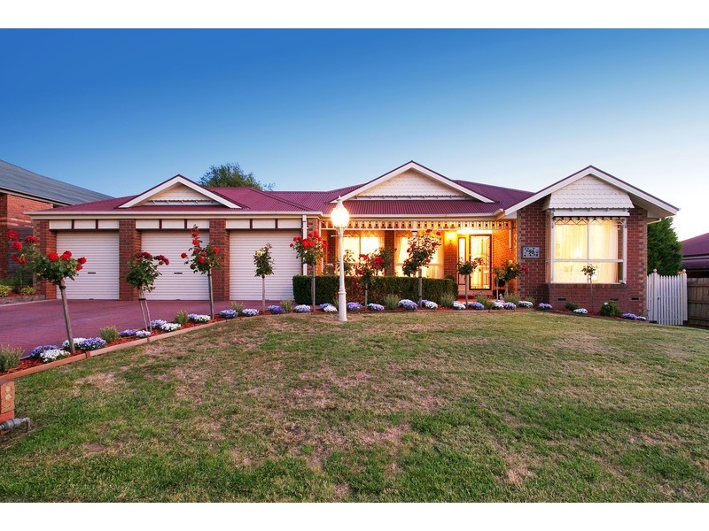 96 Eucalypt Drive, Lilydale VIC 3140