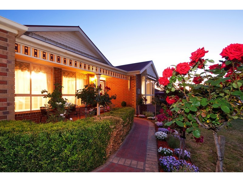 96 Eucalypt Drive, Lilydale VIC 3140