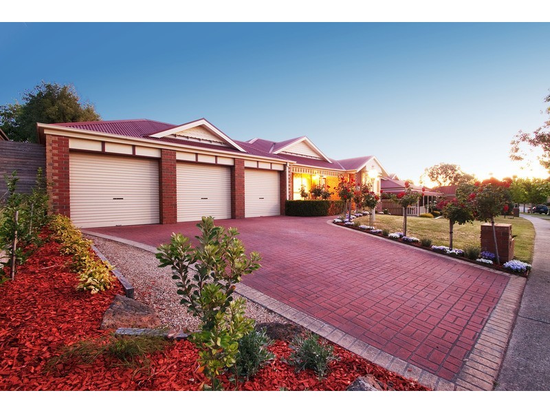 96 Eucalypt Drive, Lilydale VIC 3140