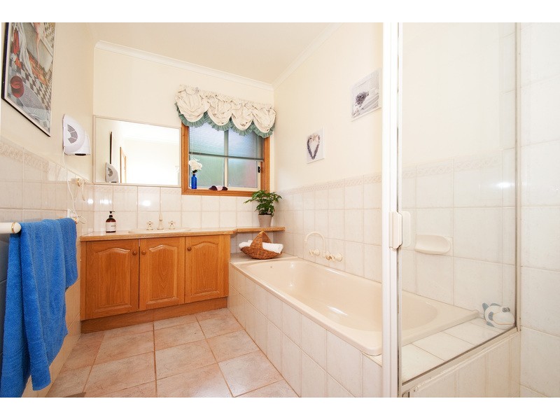 96 Eucalypt Drive, Lilydale VIC 3140