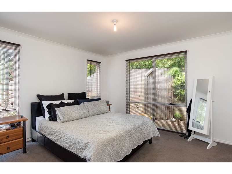 10 Belair Close, Seville VIC 3139