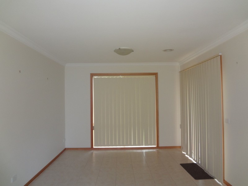 1/8 Devenish Avenue, Montrose VIC 3765