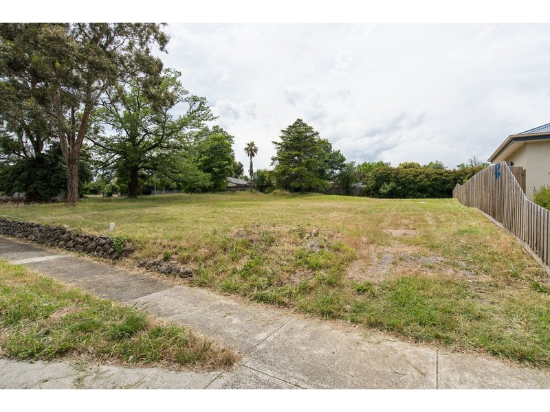 291 Dorset Road, Croydon VIC 3136