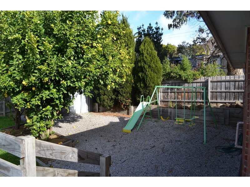 4 Arkarra Court, Mooroolbark VIC 3138