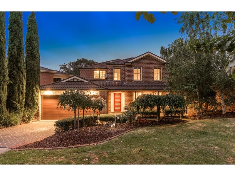 2 Carmella Close, Chirnside Park VIC 3116