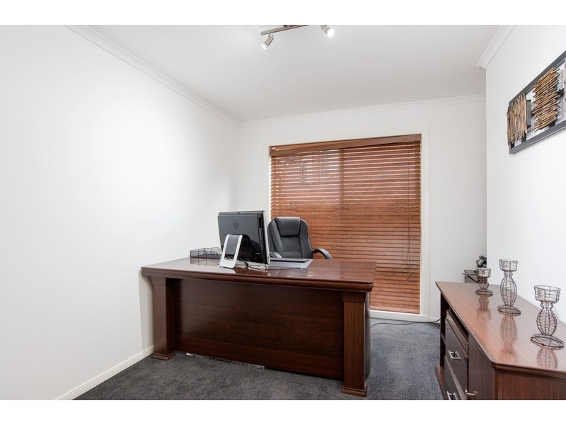 2 Carmella Close, Chirnside Park VIC 3116