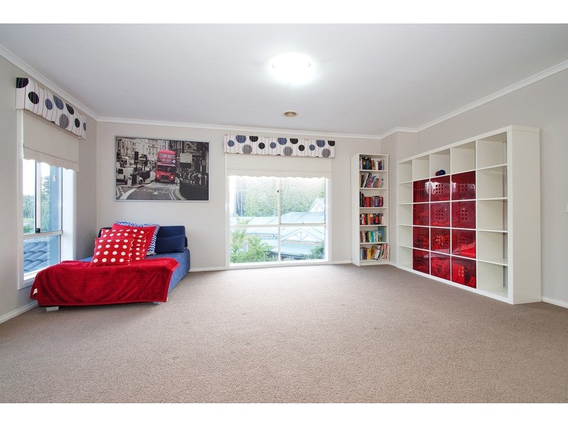 27 Maroondah Highway, Croydon VIC 3136