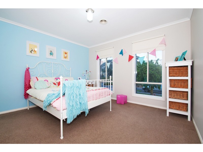27 Maroondah Highway, Croydon VIC 3136