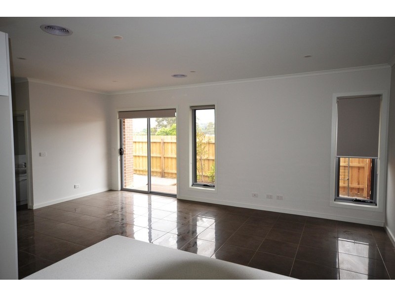 4/162 Hull Road, Mooroolbark VIC 3138