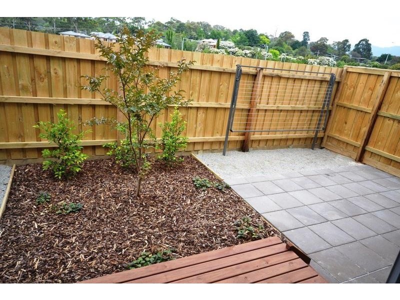 4/162 Hull Road, Mooroolbark VIC 3138