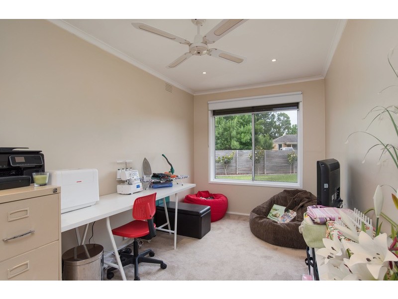 63 Blackburn Road, Mooroolbark VIC 3138