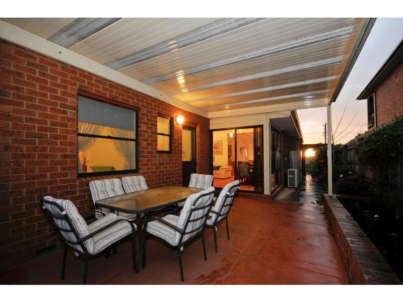 88 Woodville Road, Mooroolbark VIC 3138