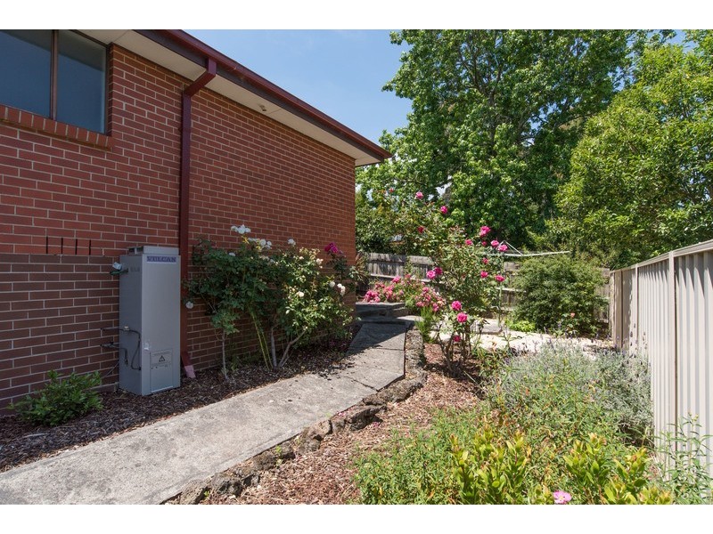 4/9 Churchill Road, Croydon VIC 3136