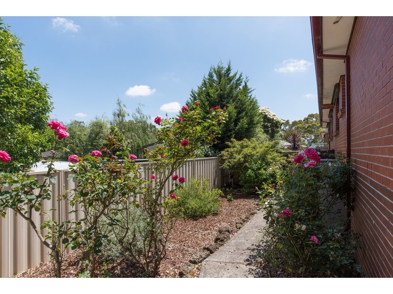 4/9 Churchill Road, Croydon VIC 3136