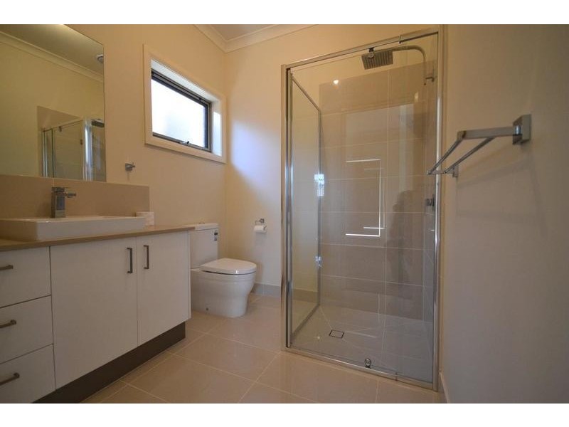 77a Mount View Parade, Croydon VIC 3136