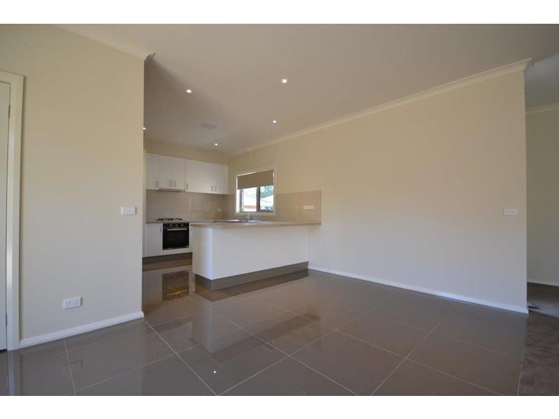 77a Mount View Parade, Croydon VIC 3136