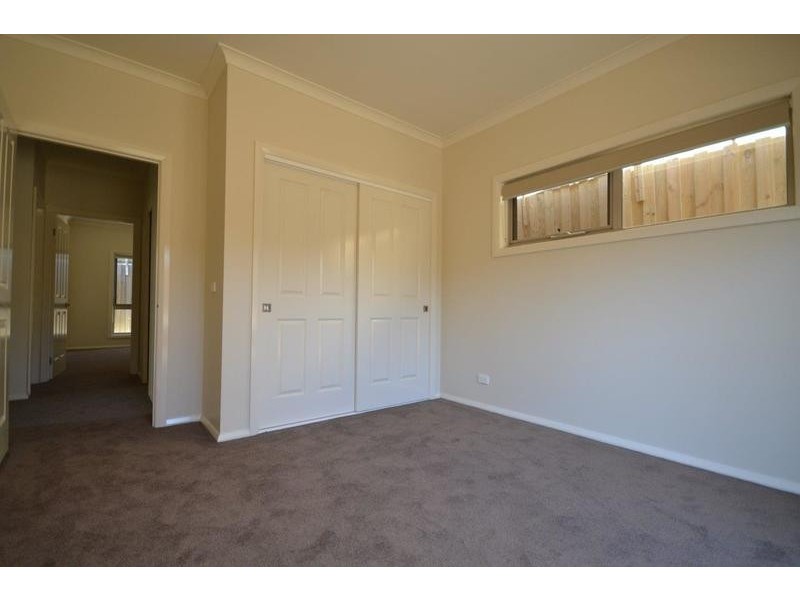 77a Mount View Parade, Croydon VIC 3136
