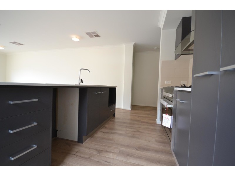 42 Sherwood Road, Chirnside Park VIC 3116